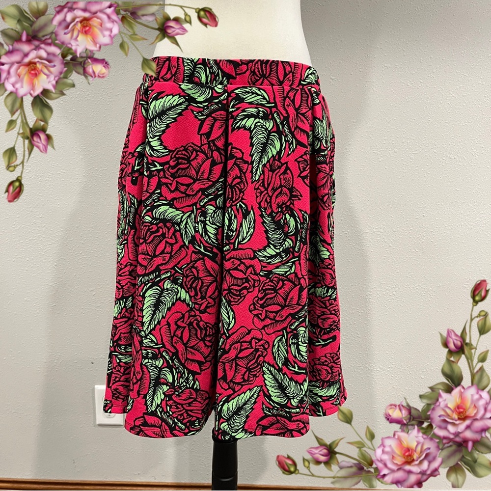 LuLaRoe Madison floral Patterned Skater style plus size stretchy‎ Skirt size XL